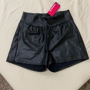 Commando Faux Leather Relaxed Shorts XS